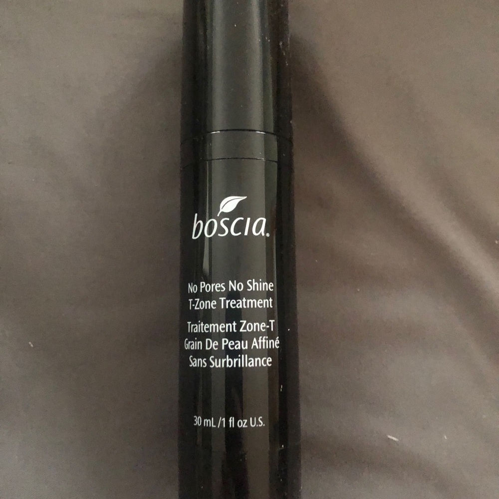 Boscia No Pores No shine T-zone treatment